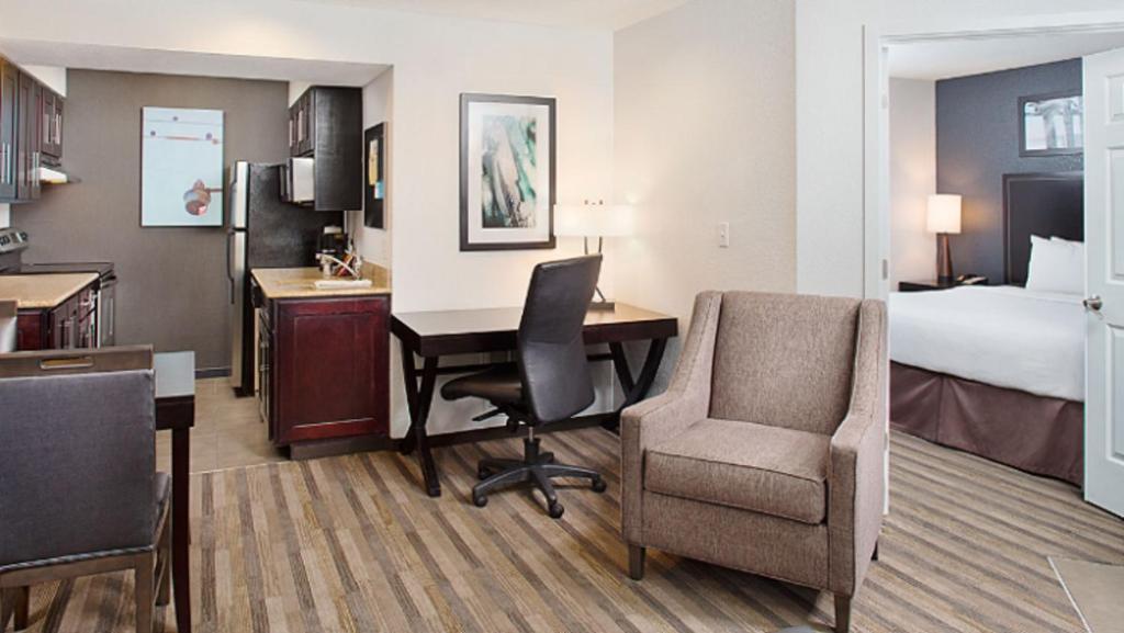 מלון Hyatt House מאונט לאורל מראה חיצוני תמונה